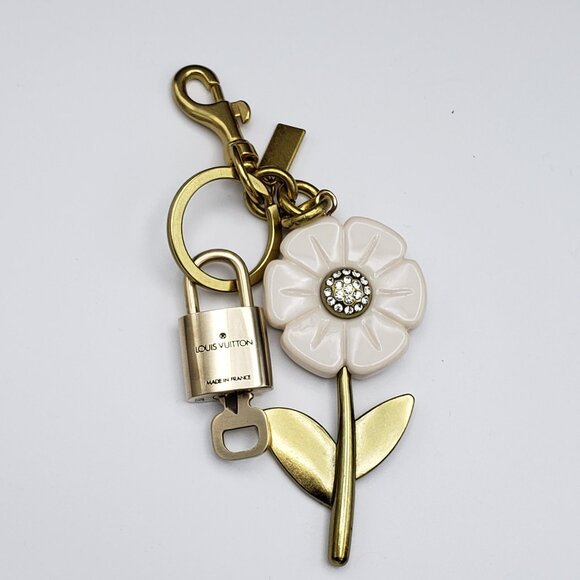 Authentic Louis Vuitton Lock & Key with Unbranded Flower Charm, Keychain - Picture 6 of 11